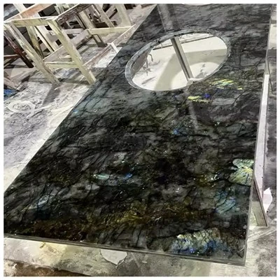 Taulells de bany de granit doble lavabo